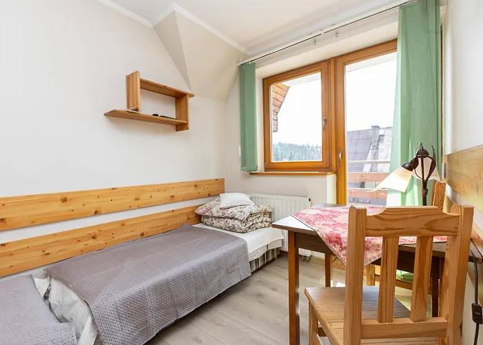 Serenity By Bookinghost *