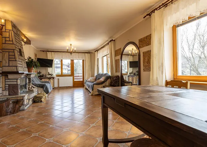 Serenity By Bookinghost ביאלי דונאייק